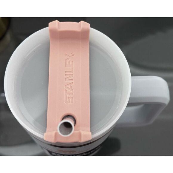 Stanley Adventure Quencher 40oz Tumbler- CLOUD‎ - Picture 3 of 4